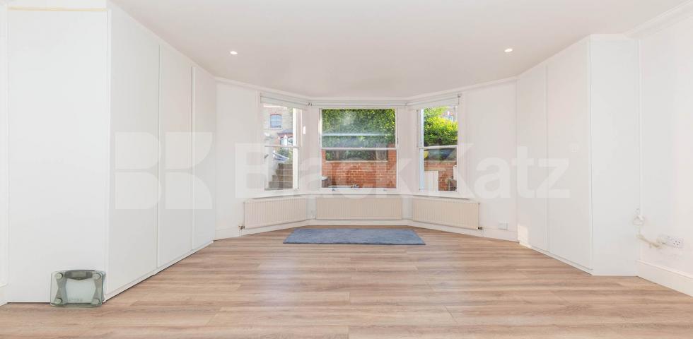 Beautiful two bedroom set in a period conversion with a garden Tufnell Park Road, Tufnell Park